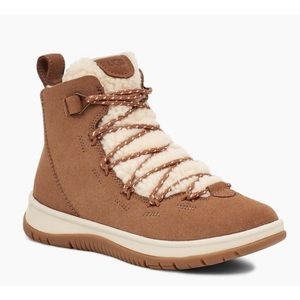 UGG Lakesider Heritage Mid Sneaker Boot